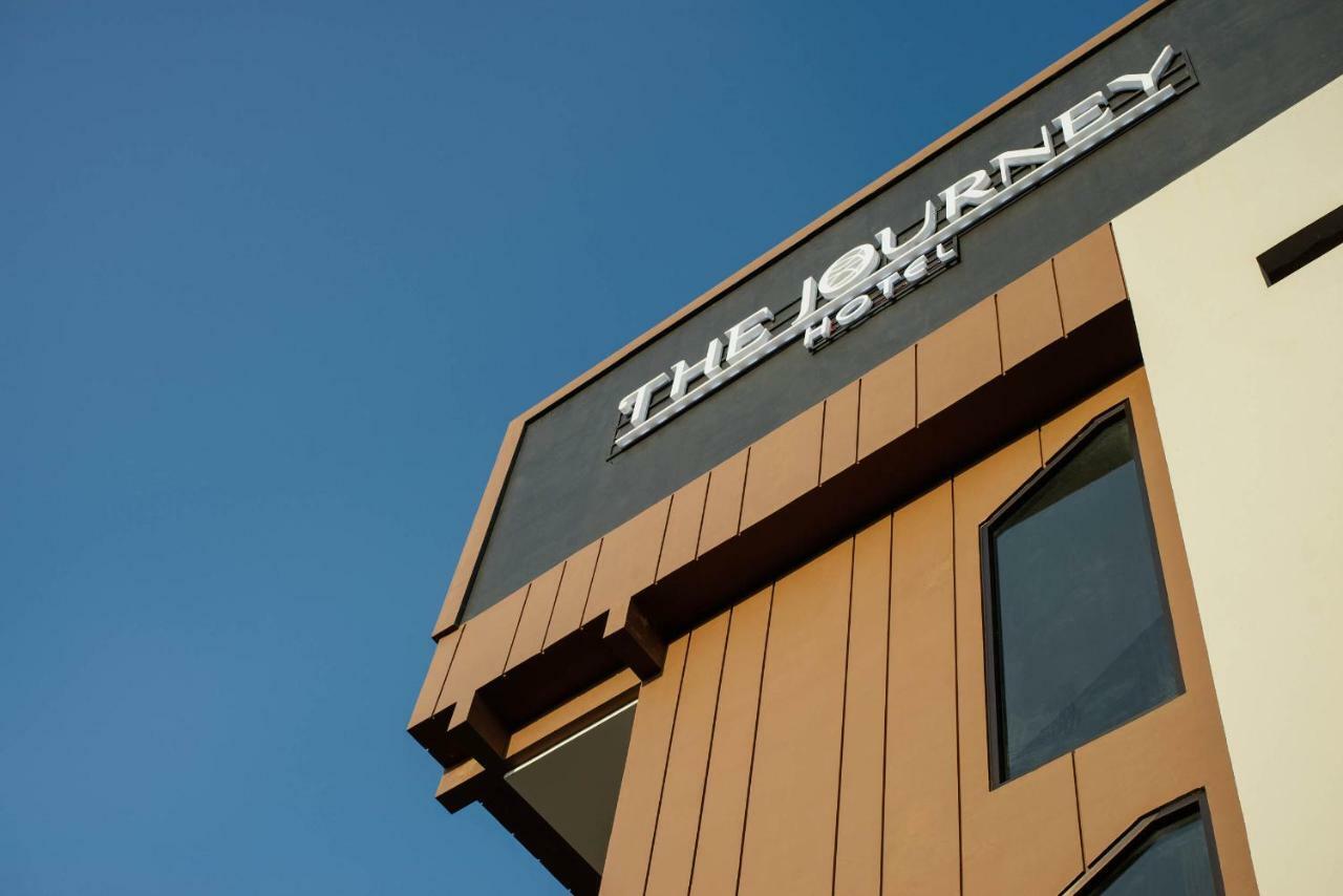 יוגיאקרטה The Journey Hotel מראה חיצוני תמונה